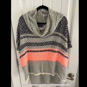 Caul neck sweater